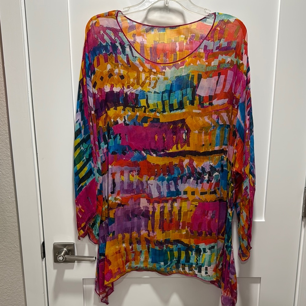 NorthStyle Multicolor Abstract Blouse 3/4 bell sleeves